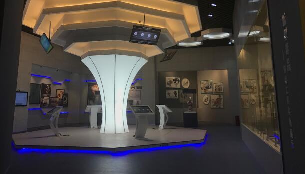 多媒體禁毒展廳展館設(shè)備解決方案 多媒體禁毒展廳展館設(shè)備解決方案